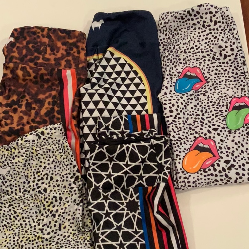 GOLDSHEEP leggings.